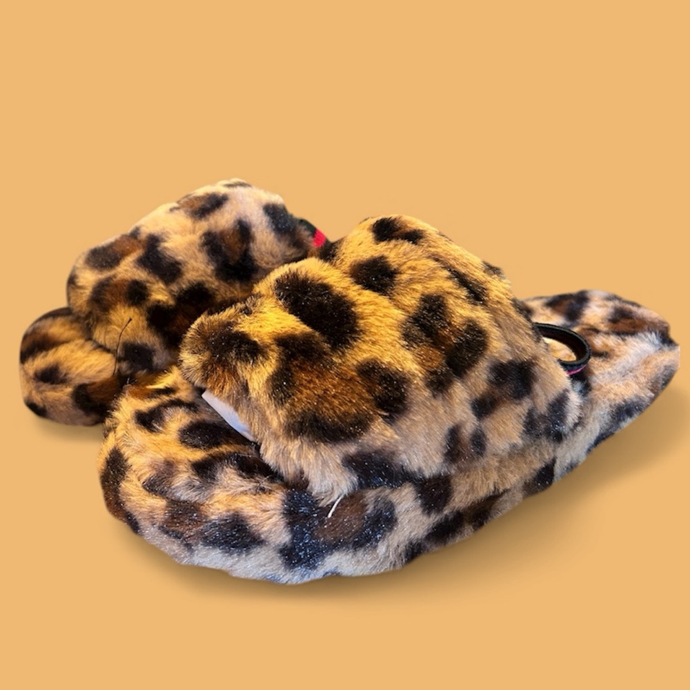 Lauren Lorraine Leopard Print Plush Faux Fur Slippers NIB